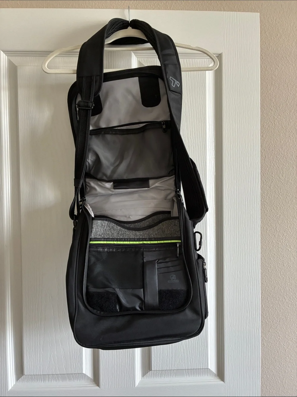 Travelon sleek antitheft
